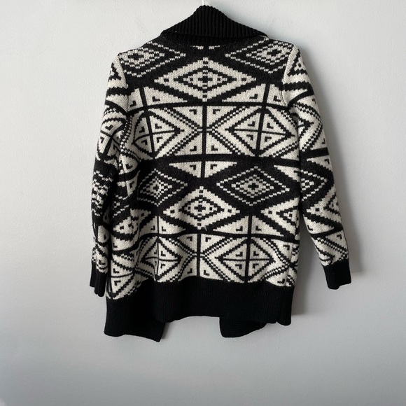 Banana Republic Western Made with Italian Yarn Merino Wool Cardigan Size Medium - Picture 3 of 12